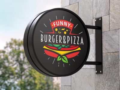 Funny Burger&Pizza étterem logó látványterve egy kültéri installáción.